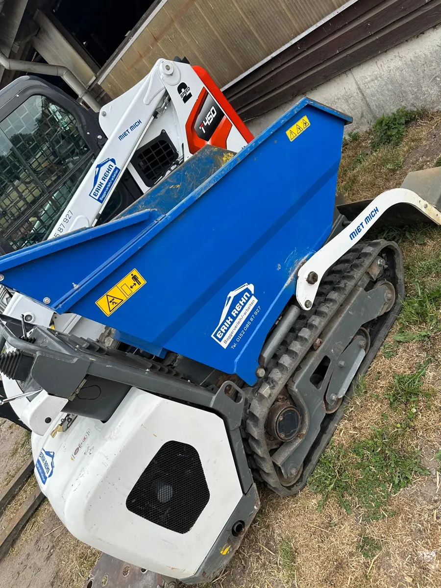 Kettendumper mit Kippmulde auf Raupenfahrwerk aus dem Mietpark